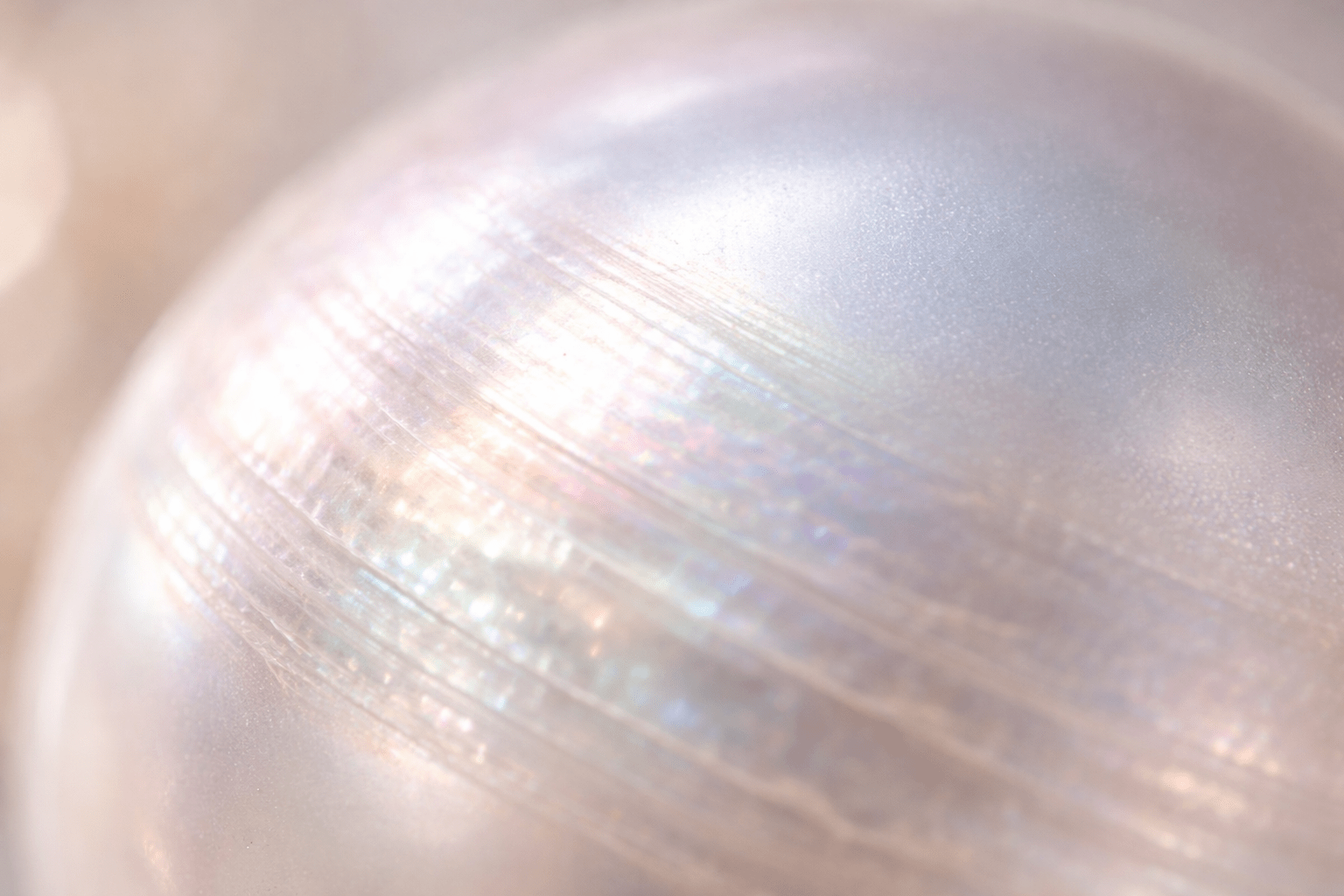 pearlsonly-blog-96-image-1-pearl - Dlaczego czyszczenie pereł bez zniszczenia wymaga innego podejścia - Biżuteria z pereł - pearlsonly